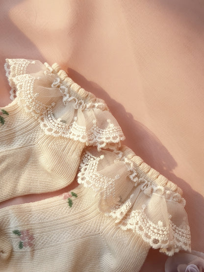 Fleur Lace Ankle Socks - Beige