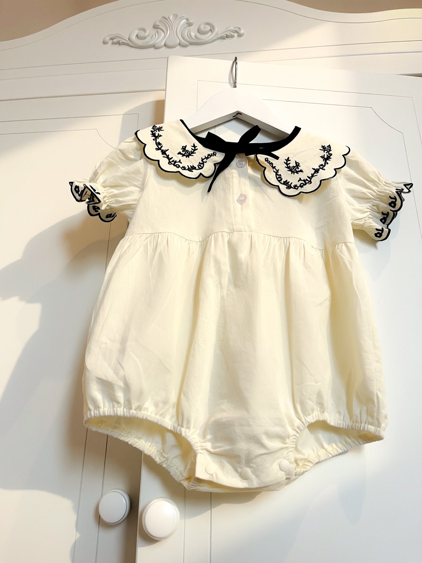 Céleste Bow Romper - Cap Sleeve