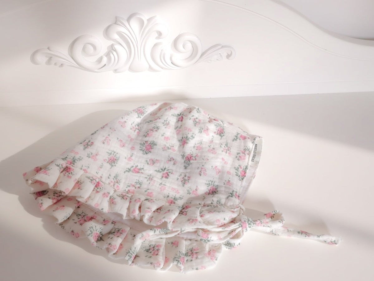 Little Lottie Bonnet in Peony