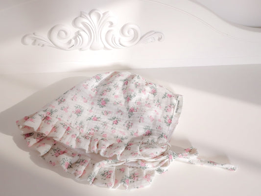 Little Lottie Bonnet in Peony
