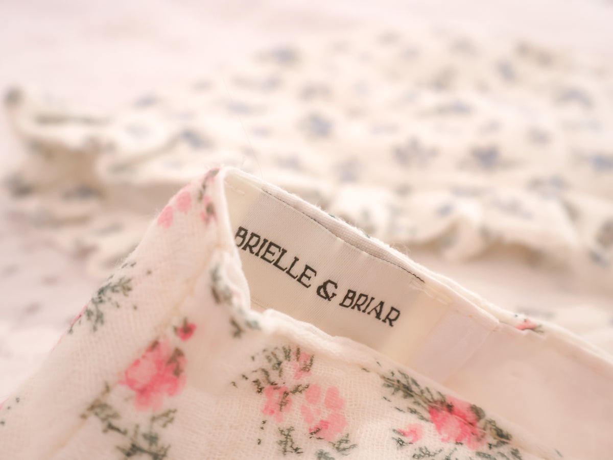 Little Lottie Bonnet in Peony